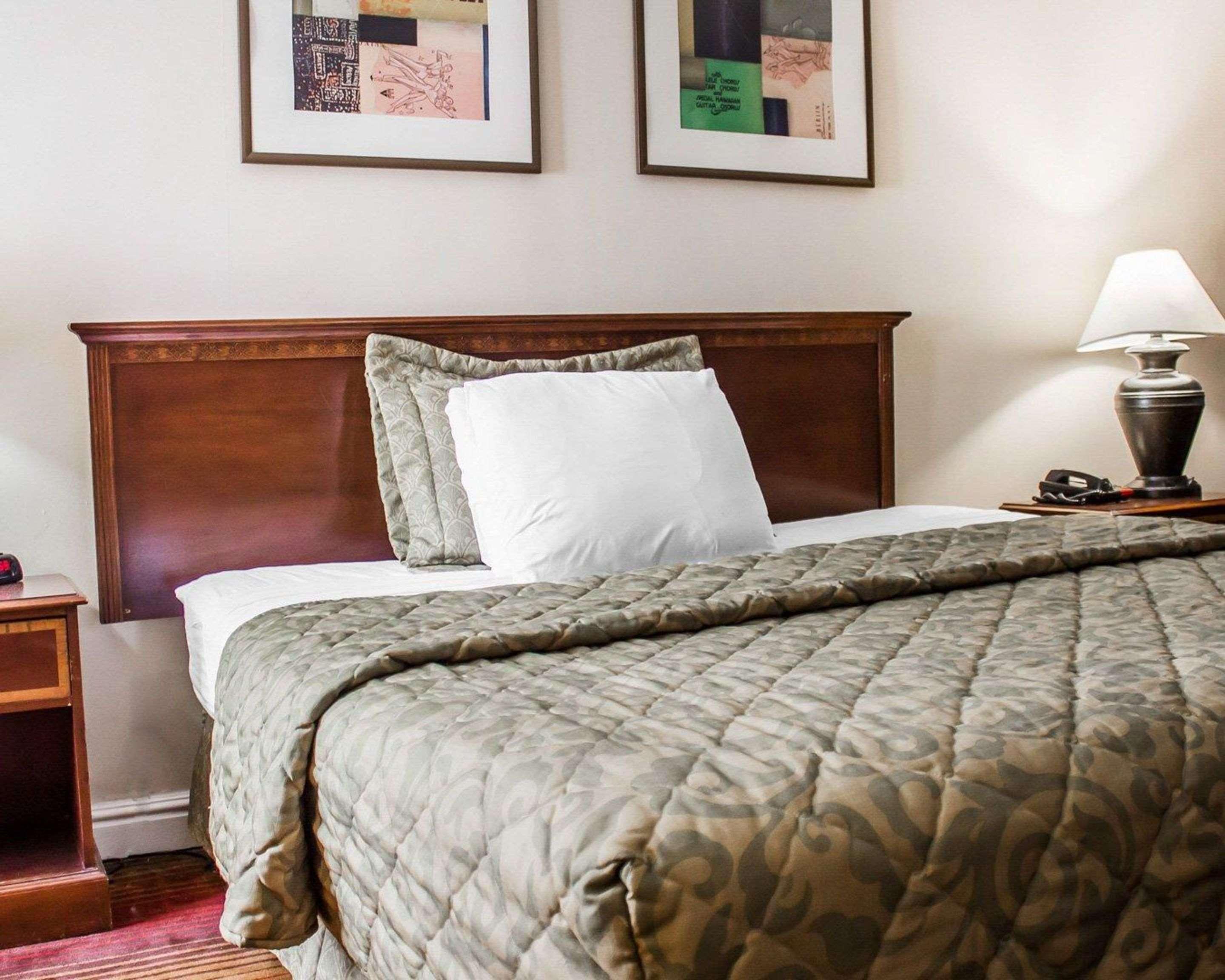 Rodeway Inn Huntington Station - Melville Luaran gambar