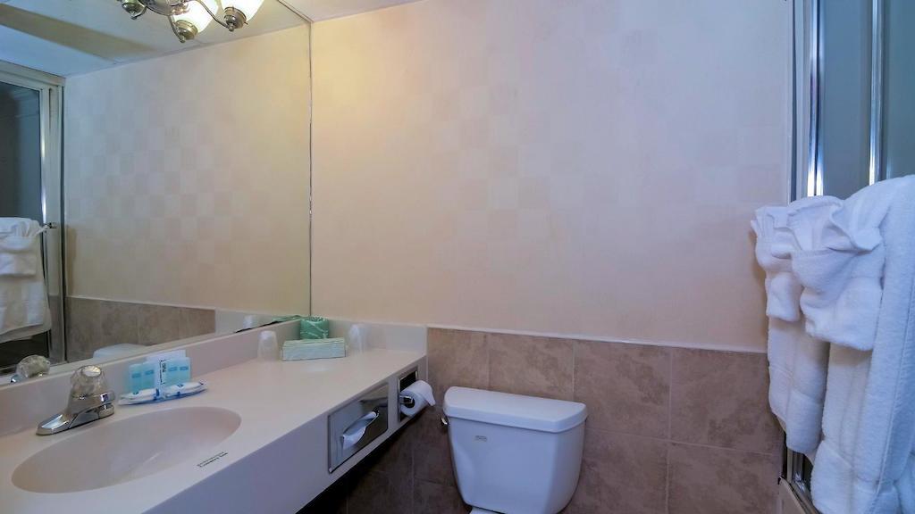 Rodeway Inn Huntington Station - Melville Luaran gambar