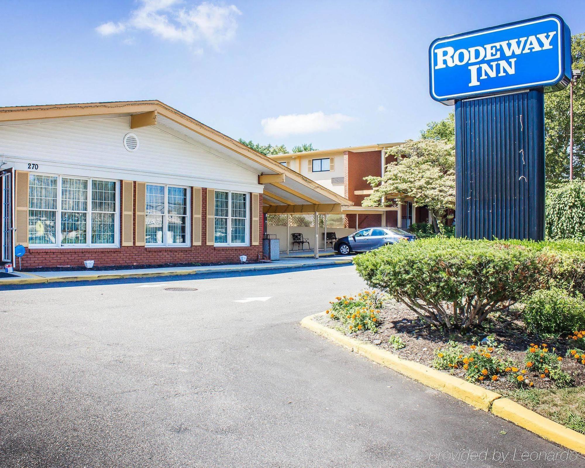 Rodeway Inn Huntington Station - Melville Luaran gambar