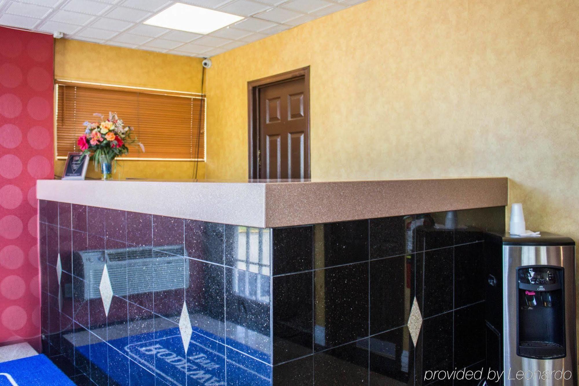 Rodeway Inn Huntington Station - Melville Luaran gambar